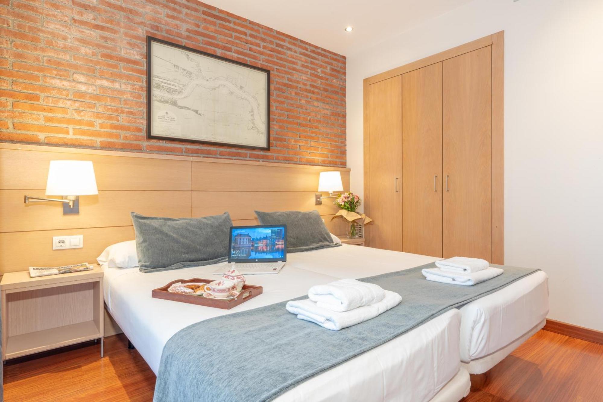 Serennia Cest Apartamentos Arc De Triomf Barcelona Zewnętrze zdjęcie