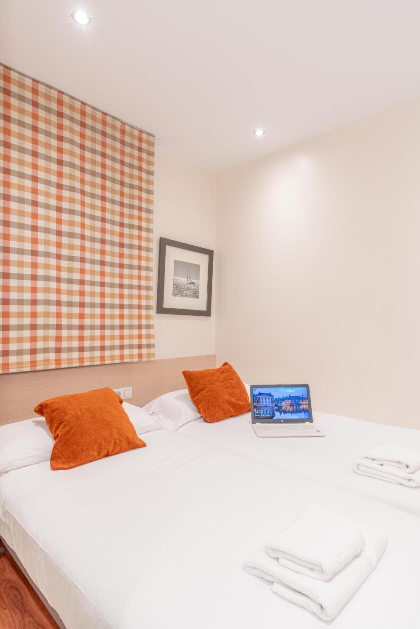 Serennia Cest Apartamentos Arc De Triomf Barcelona Zewnętrze zdjęcie