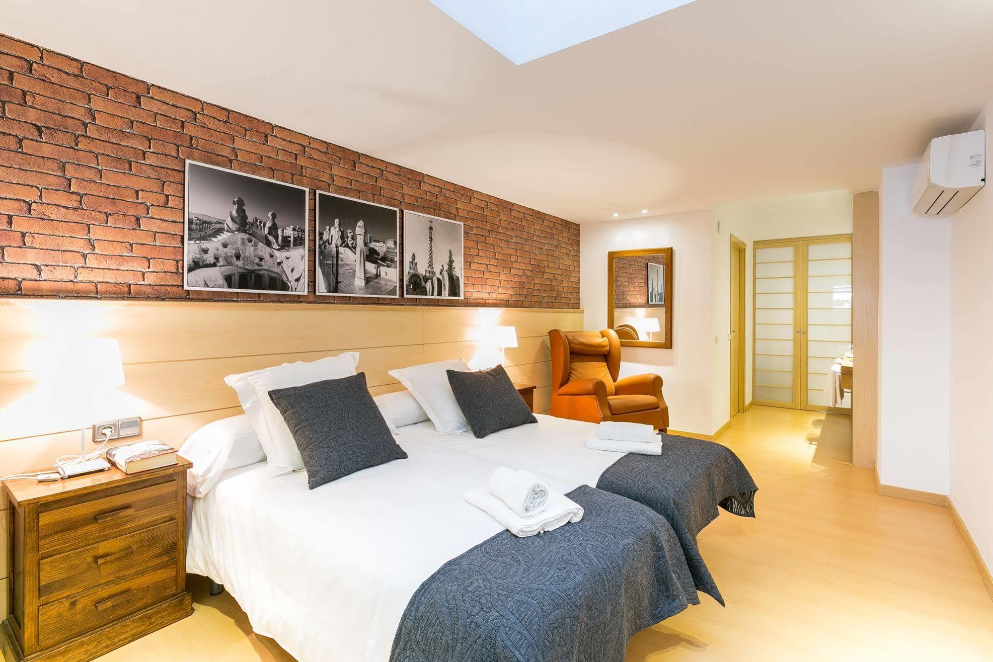 Serennia Cest Apartamentos Arc De Triomf Barcelona Zewnętrze zdjęcie
