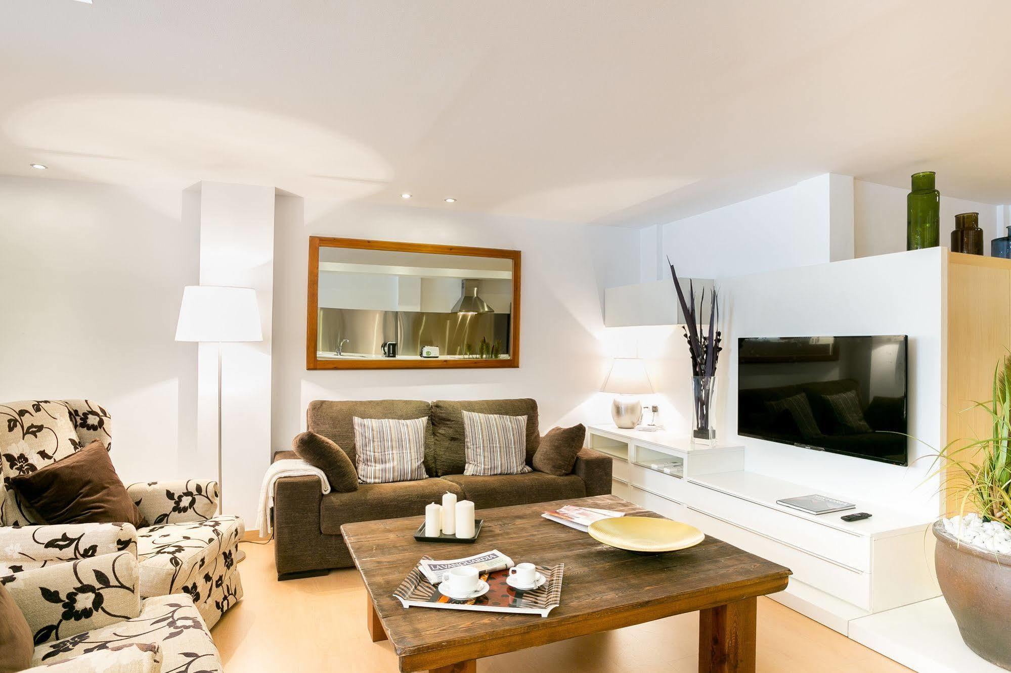Serennia Cest Apartamentos Arc De Triomf Barcelona Zewnętrze zdjęcie