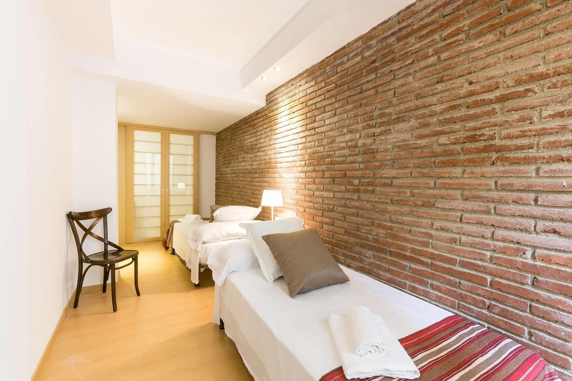 Serennia Cest Apartamentos Arc De Triomf Barcelona Zewnętrze zdjęcie
